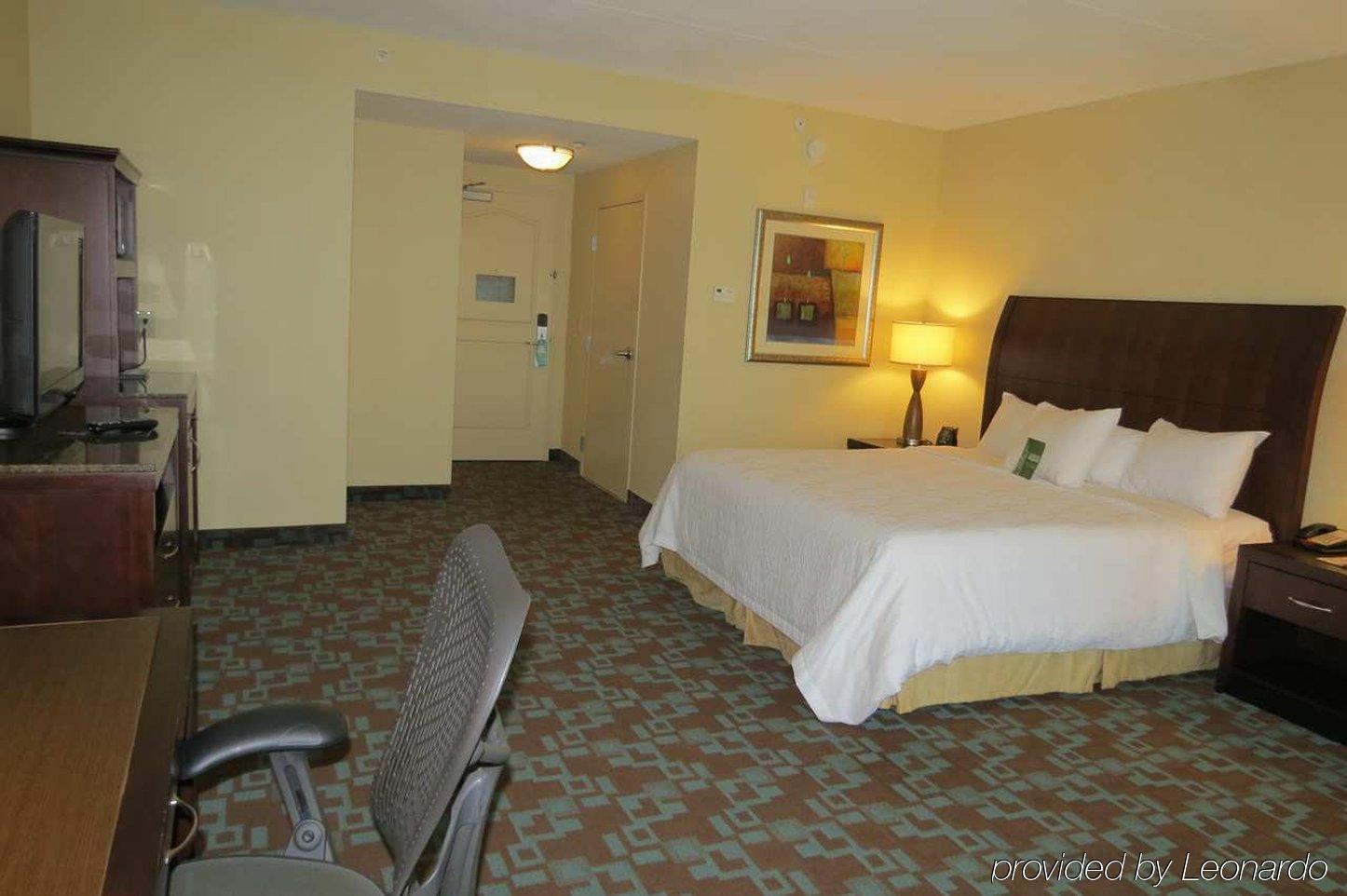 Hilton Garden Inn Clarksville Oda fotoğraf